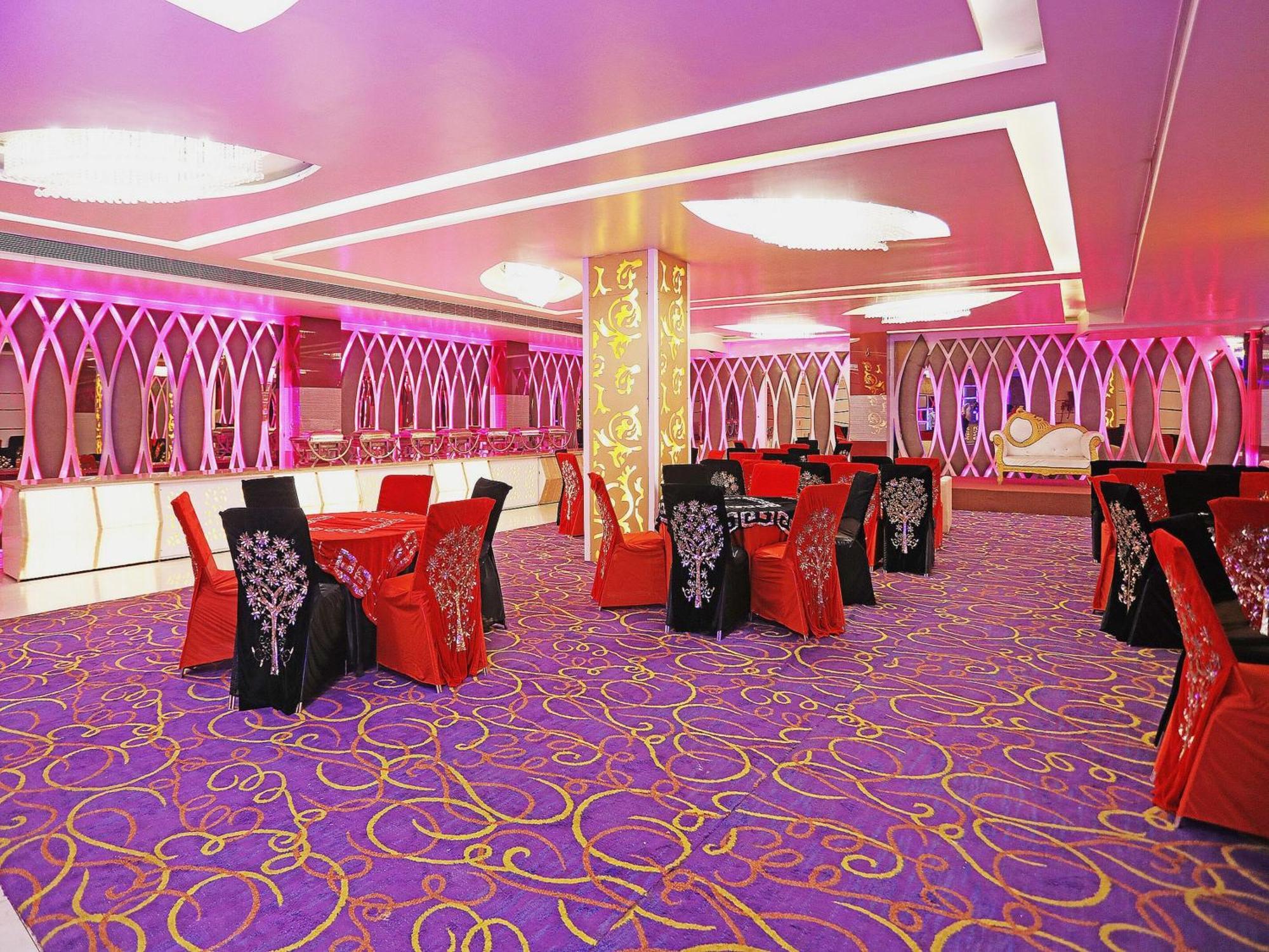 Fabhotel Ronald Inn Faridabad Bagian luar foto